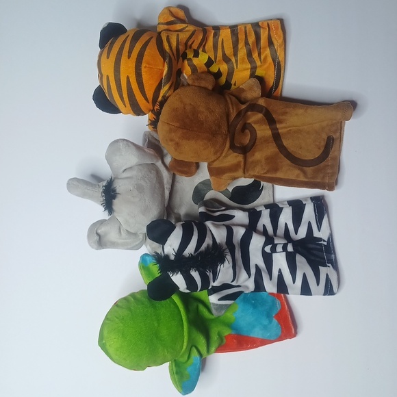 Melissa & Doug Safari Animal Hand Puppets Set of 7 - Picture 4 of 8